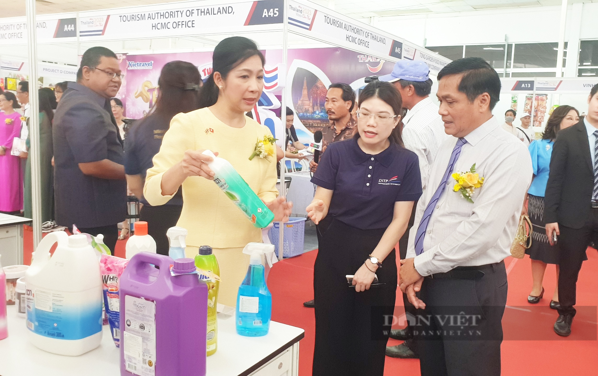 Tuần lễ Thái Lan tại Cần Thơ: Giới thiệu nhiều sản phẩm độc đáo đến từ xứ Chùa Vàng - Ảnh 1. Tuần lễ Thái Lan tại Cần Thơ: Giới thiệu nhiều sản phẩm độc đáo đến từ xứ Chùa Vàng - Ảnh 1.