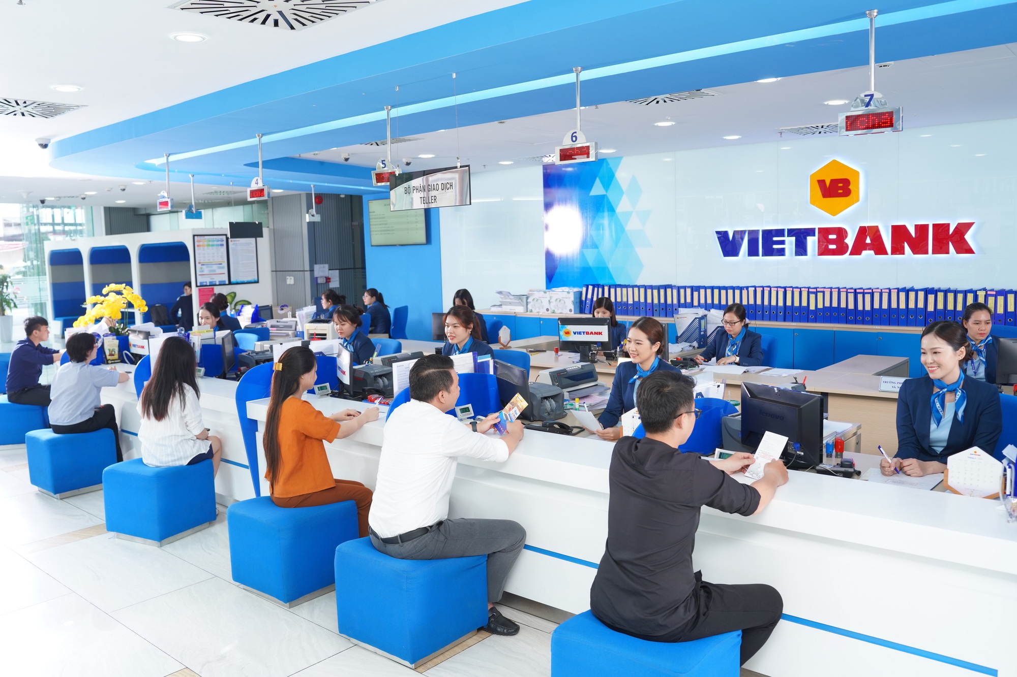 Sau kiểm toán, lợi nhuận năm 2022 của Vietbank tăng lên 656 tỷ đồng - Ảnh 1. Sau kiểm toán, lợi nhuận năm 2022 của Vietbank tăng lên 656 tỷ đồng - Ảnh 1.