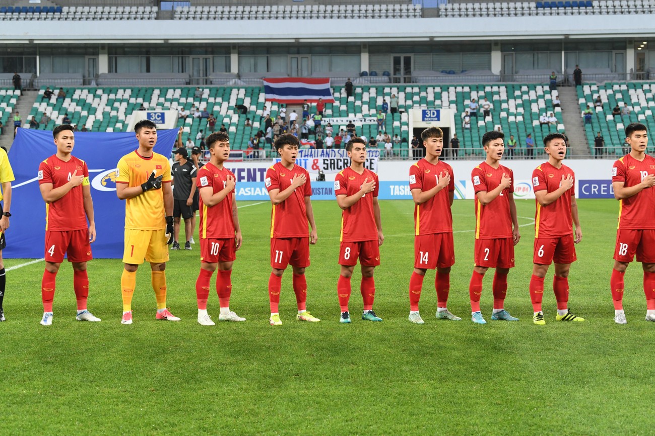 Cậu út U23 Nguyễn Văn Trường: Học Ronaldo, thần tượng Văn Quyết nhưng chỉ muốn làm người thường ảnh 8