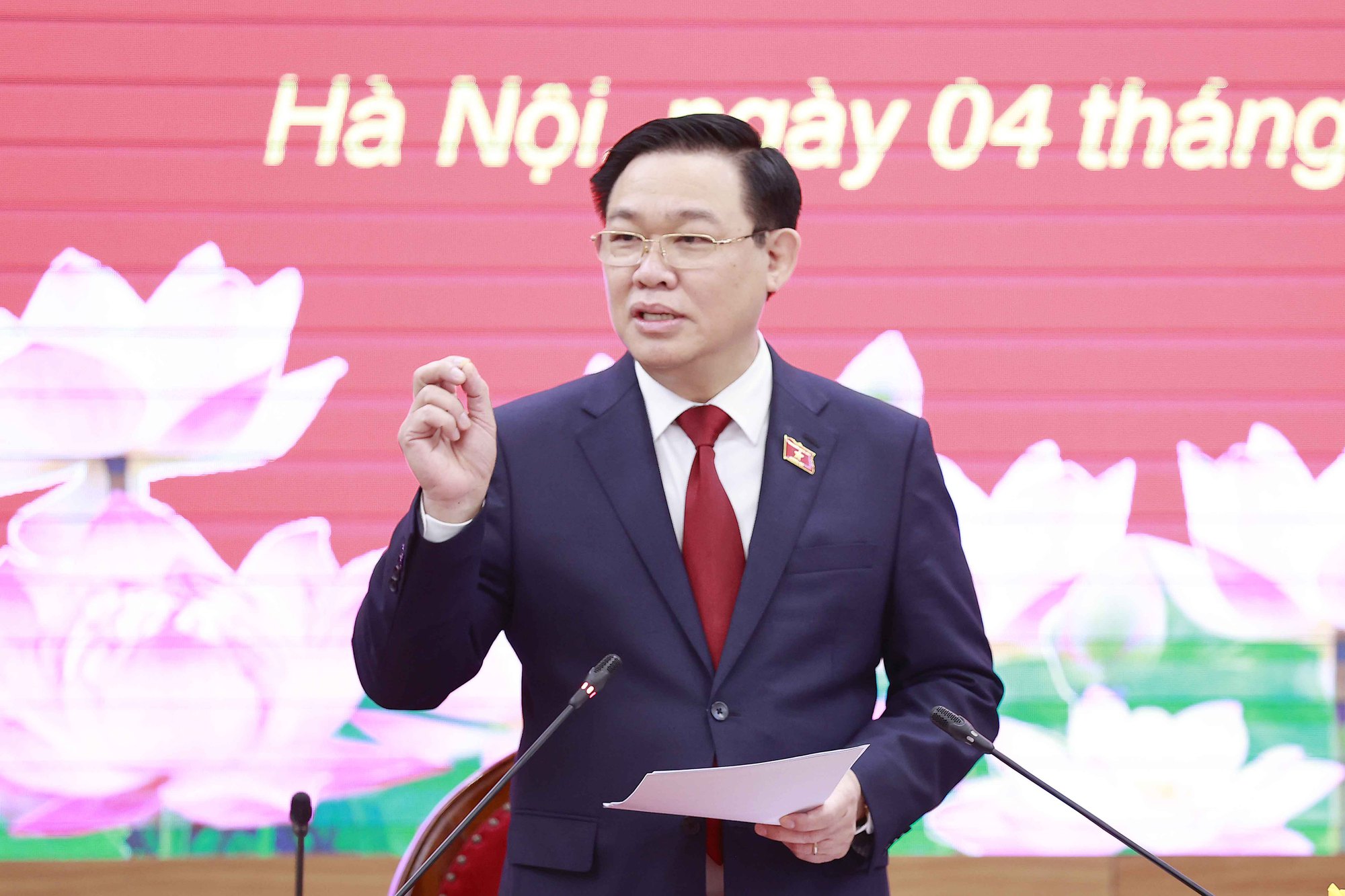 Chủ tịch Quốc hội: Lĩnh vực đất có nguy cơ tham nhũng cao và nghiêm trọng nhất - Ảnh 1.