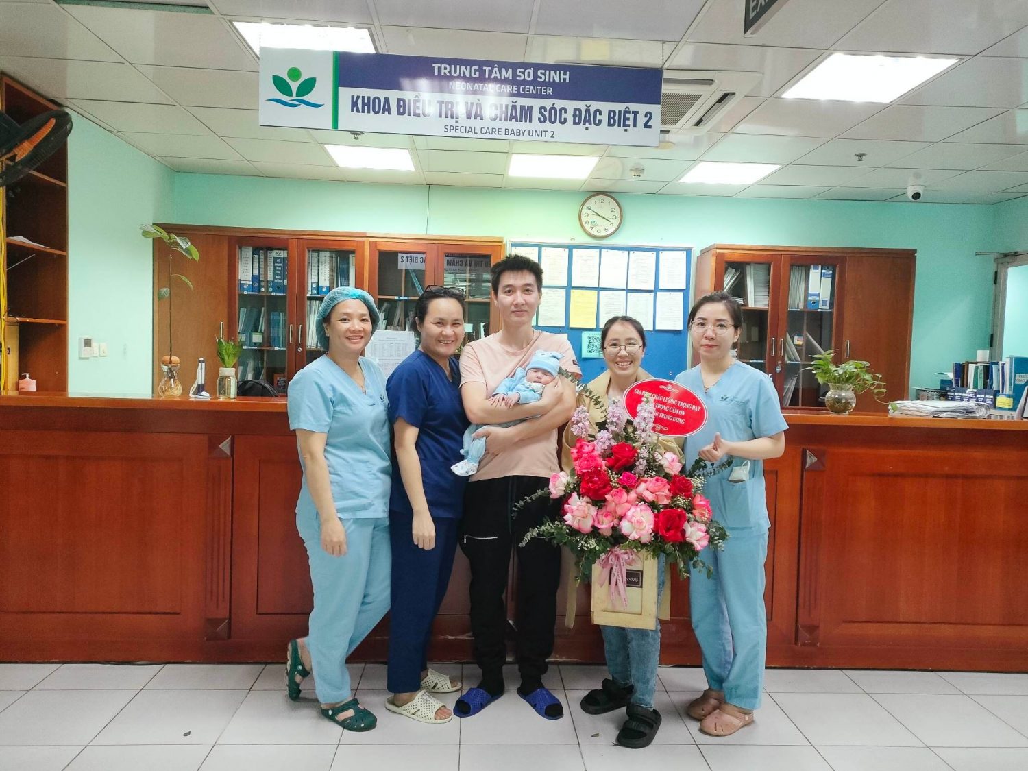 Nỗ lực tìm máu cực hiếm cứu sống bé sơ sinh mắc bệnh trọng - Ảnh 2.