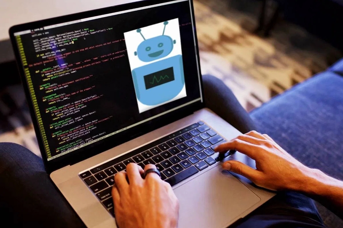 ChatGPT và các công cụ tìm kiếm mới của Google và Microsoft đã tăng cường mối quan tâm đến Chatbot AI. Một số công ty đang xem xét cách họ có thể sử dụng công nghệ này cho các nhu cầu kinh doanh cụ thể. Vì thế, cùng tìm hiểu xem các công ty tìm kiếm điều gì khi tuyển dụng trong lĩnh vực này. Ảnh: @AFP.