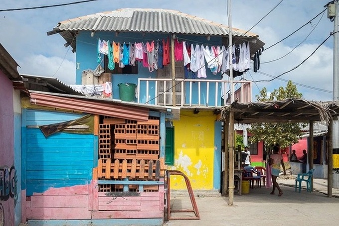 Cuộc sống trên đảo nhỏ bằng hai sân bóng, không có nghĩa trang và nhà WC - Ảnh 2.