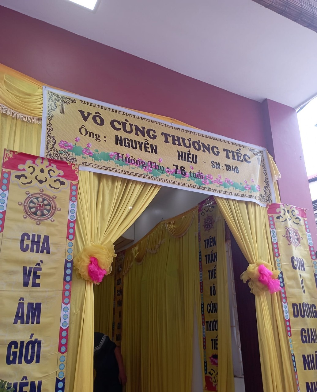 Tang lễ nhà văn Nguyễn Hiếu: Con trai nhà văn Nguyễn Hiếu tâm đắc nhất ở cha mình tính nhân văn - Ảnh 4.