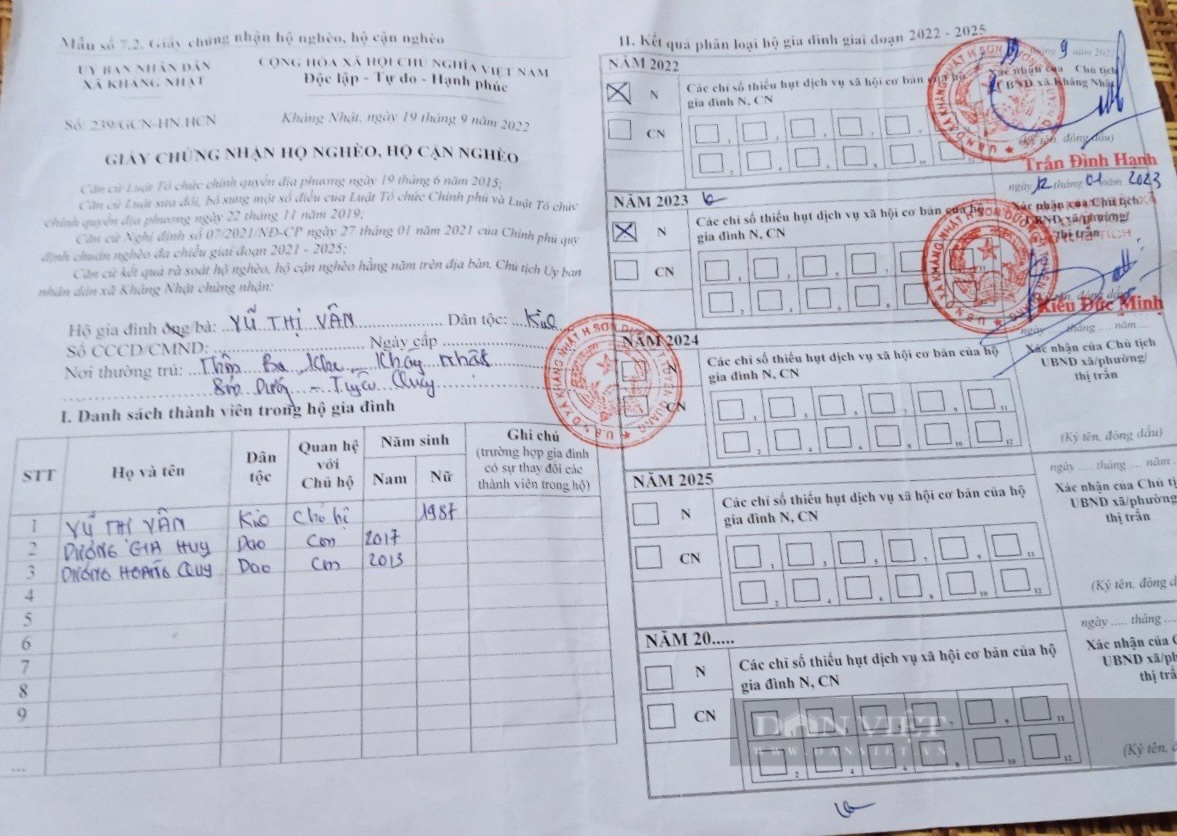 Người phụ nữ vừa làm cha vừa làm mẹ gồng mình nuôi 2 con ăn học - Ảnh 2.