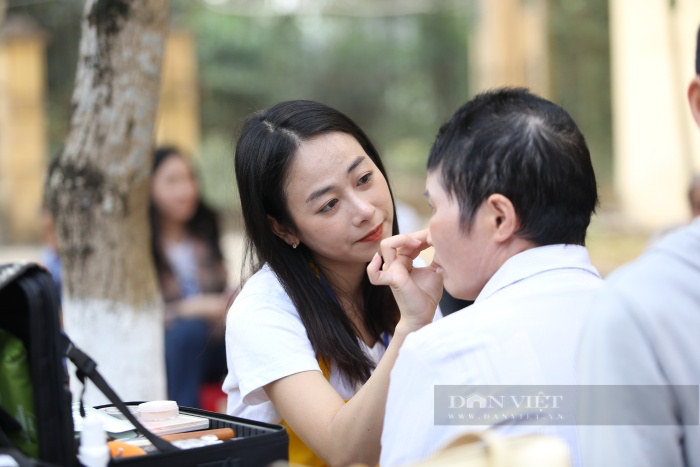 Ngày 8/3 đẹp nhất của những người phụ nữ &quot;đặc biệt&quot;  - Ảnh 3.