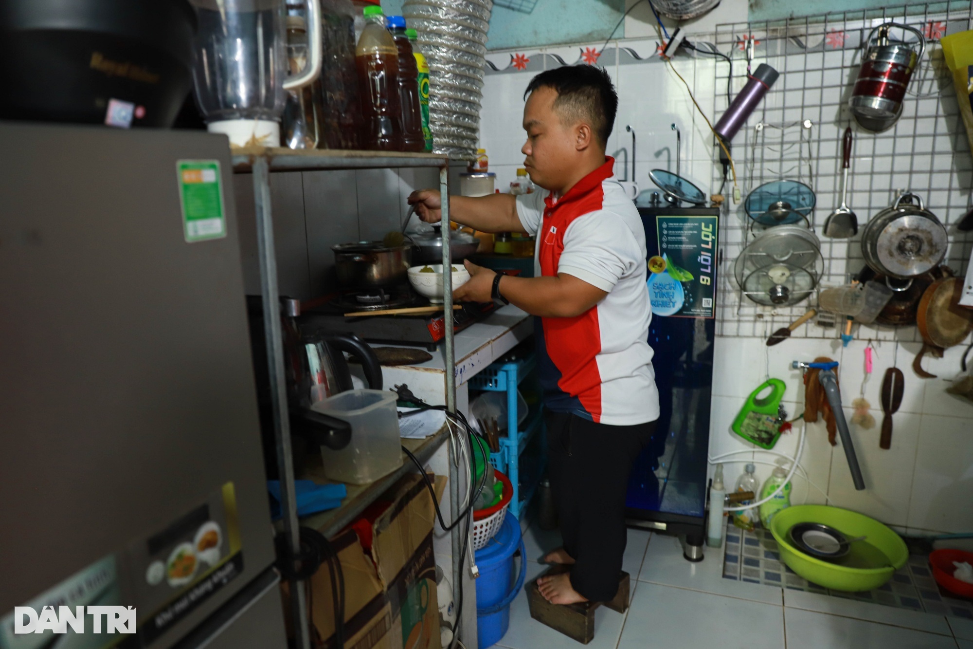 Chuyện tình cổ tích của vợ chồng cao hơn 1m: Chấp nhận tất cả vì yêu - Ảnh 7.
