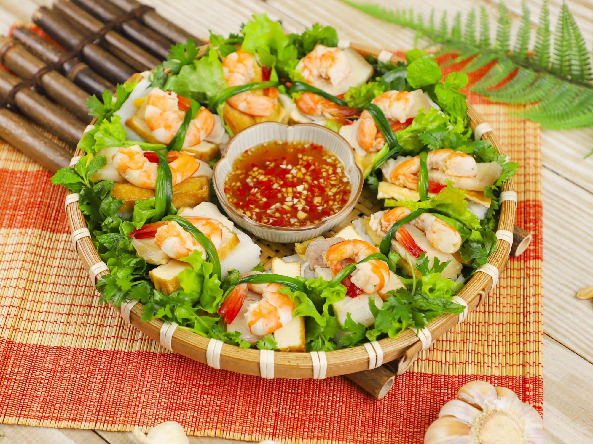 Khám phá thế giới món cuốn phong phú từ Nam ra Bắc trên dải đất hình chữ S - Ảnh 3.
