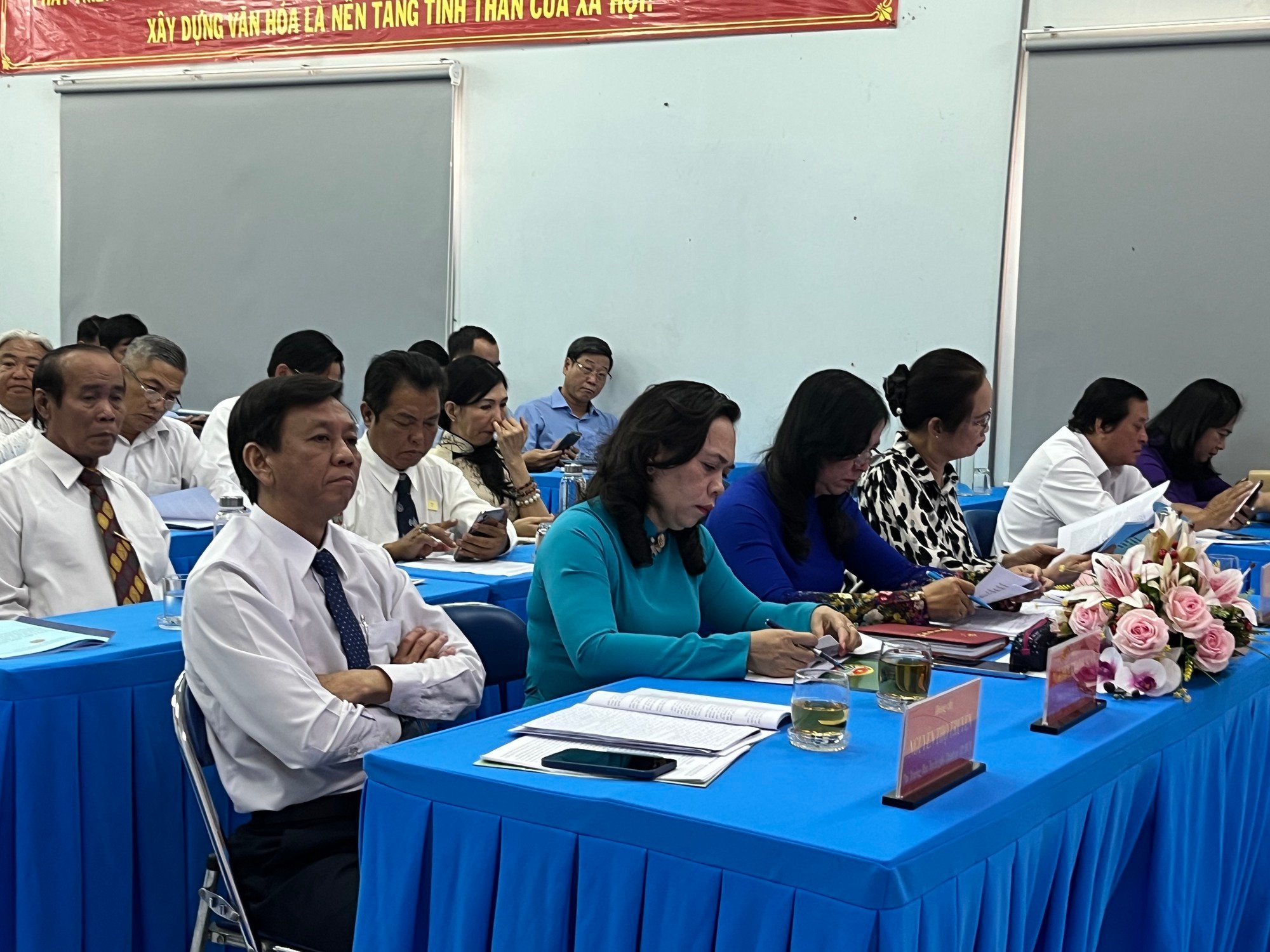 TP.HCM có 36 câu lạc bộ đờn ca tài tử với trên 500 thành viên - Ảnh 2.