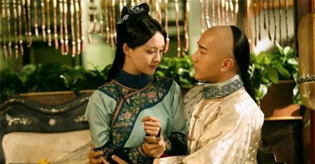 Ai là người dạy Hoàng đế tương lai cách nối dõi tông đường? - Ảnh 3.