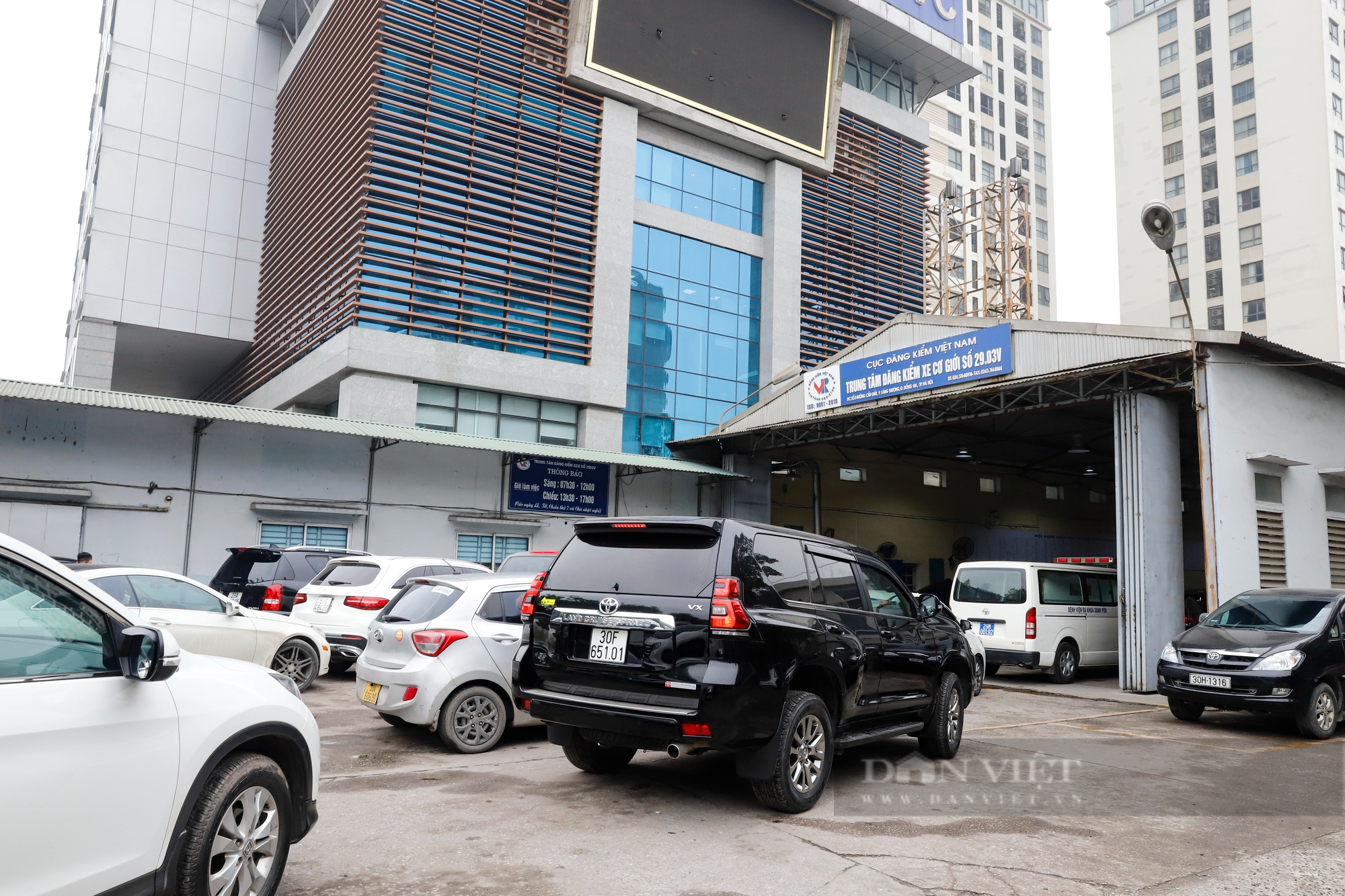 Bất ngờ tình hình đăng kiểm tại Hà Nội sau loạt quy định mới - Ảnh 6.