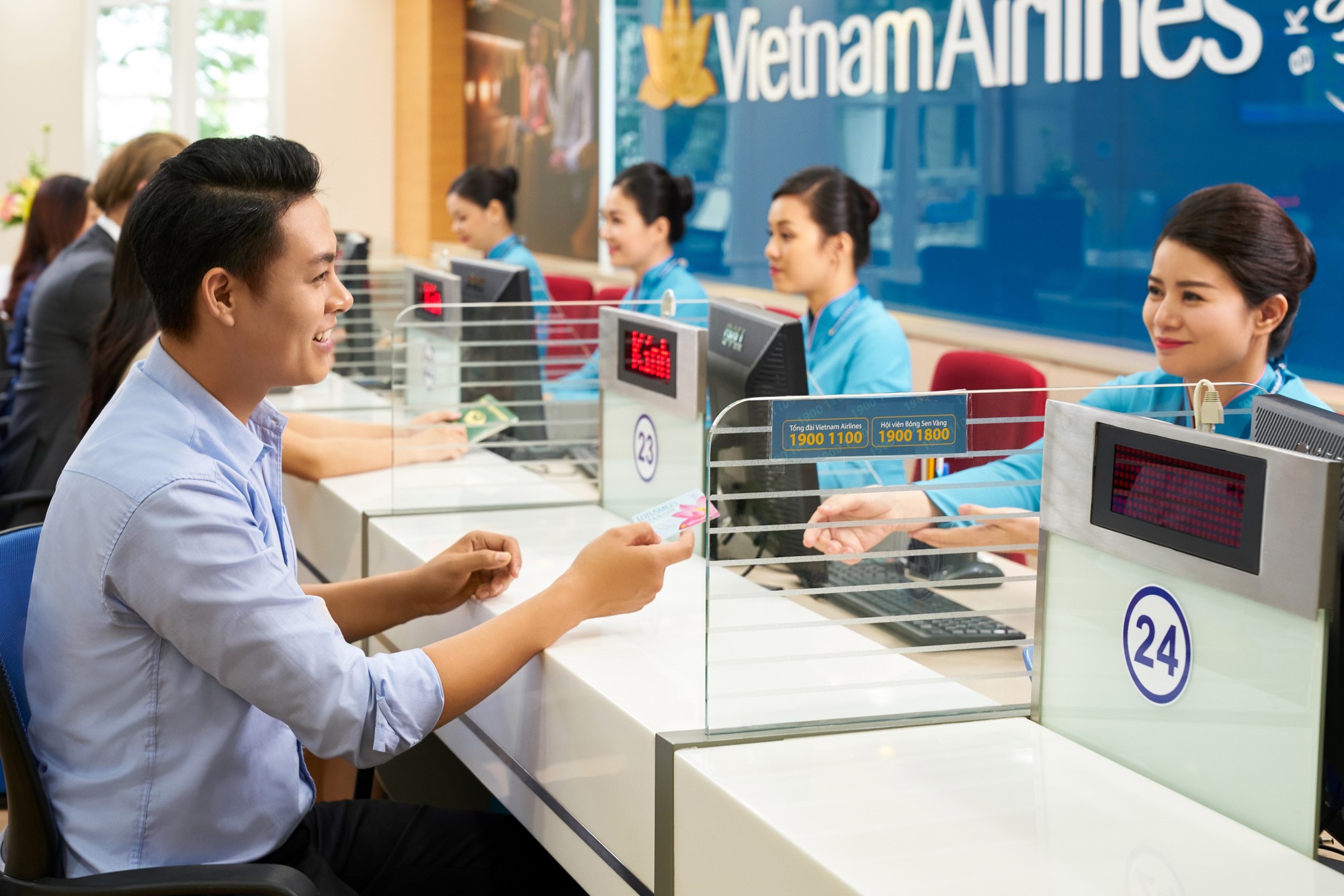 Cảnh báo khách hàng tránh mua phải vé máy bay giả - Ảnh 1. Cảnh báo khách hàng tránh mua phải vé máy bay giả - Ảnh 1.
