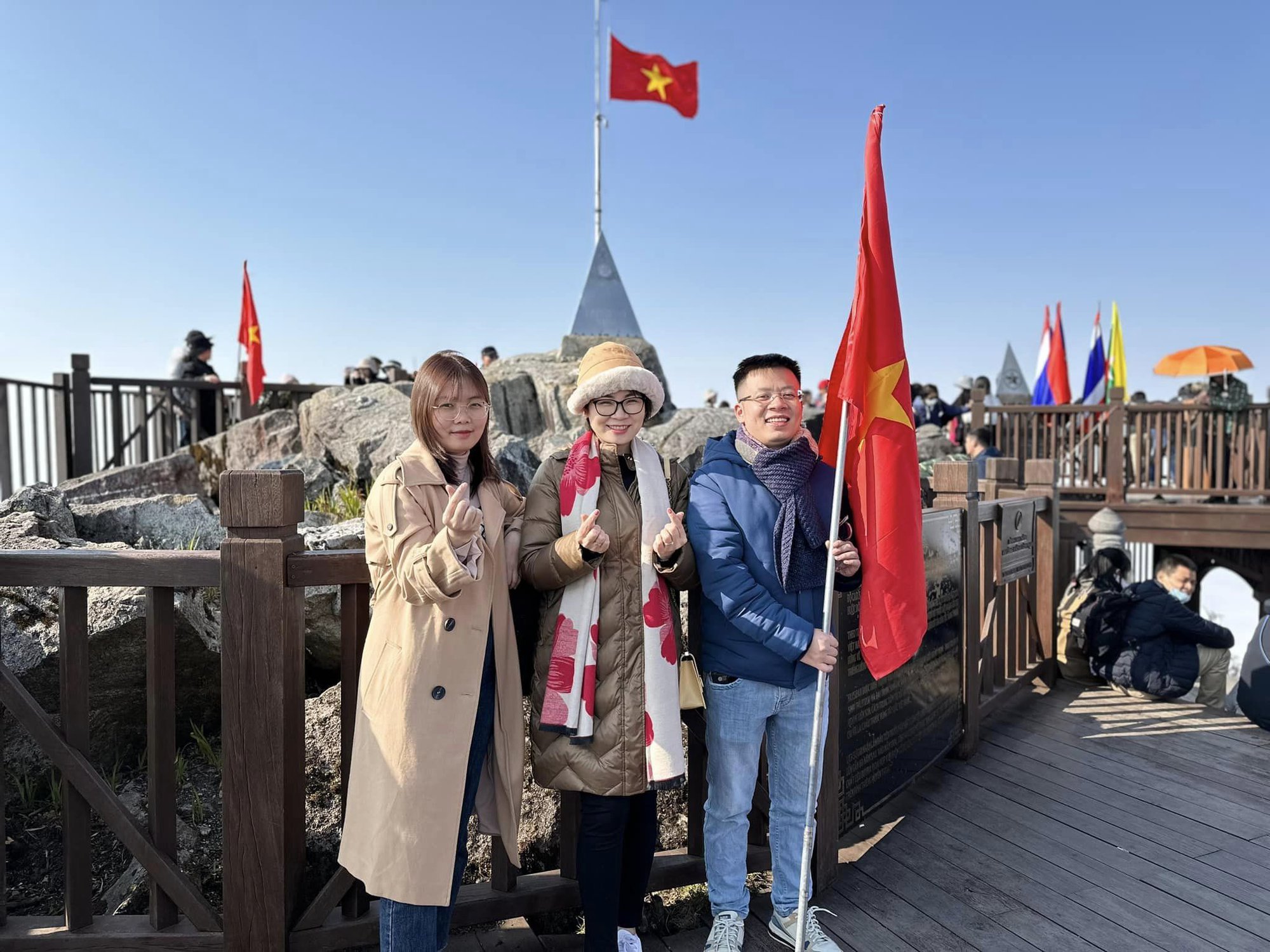 Giá dịch vụ nhà hàng, khách sạn, homestay ở Sa Pa dịp nghỉ lễ 30/4 và 1/5 - Ảnh 1.