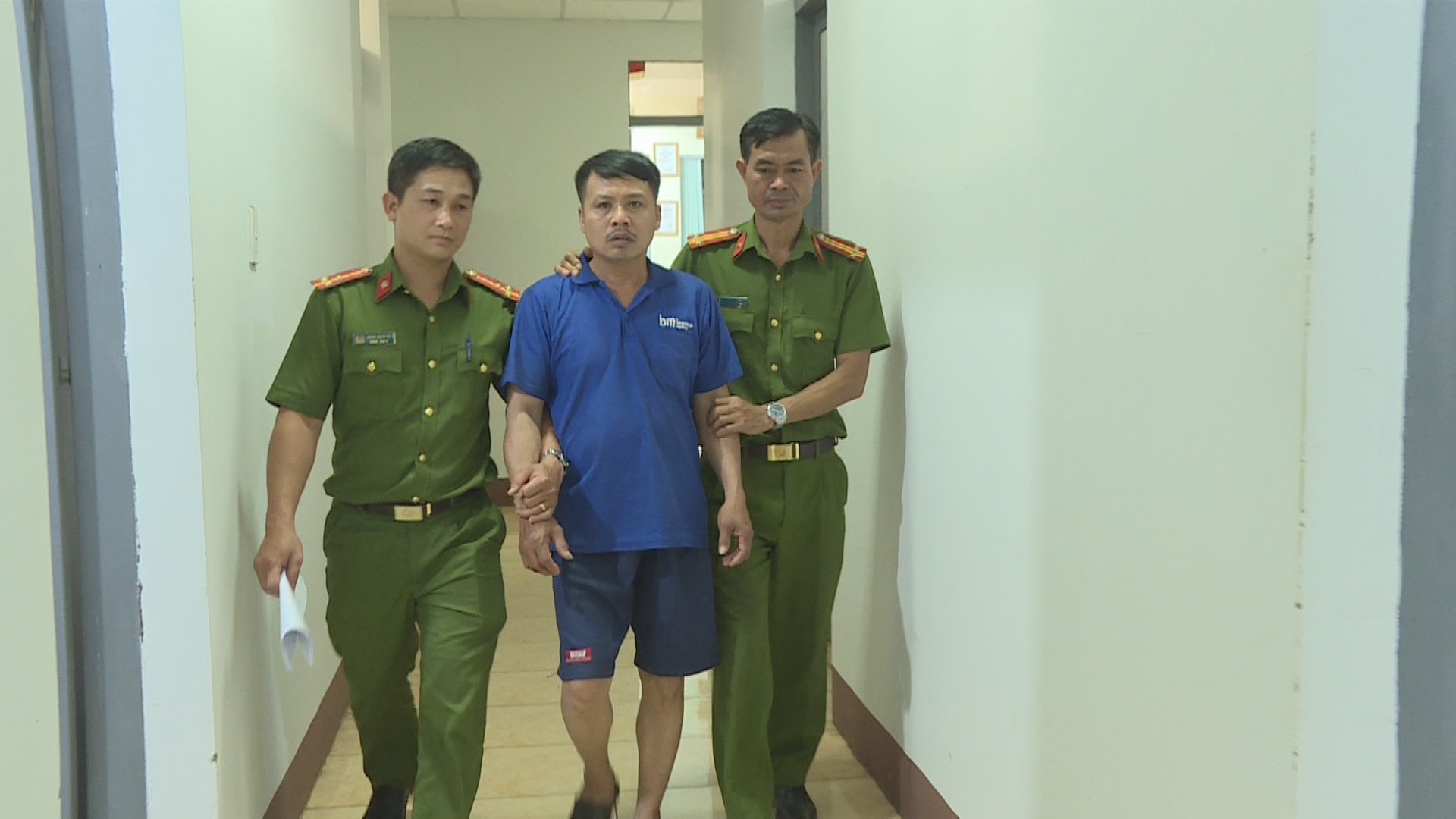 Đắk Lắk: Người đàn ông tử vong sau màn thách đố múa võ - Ảnh 1.