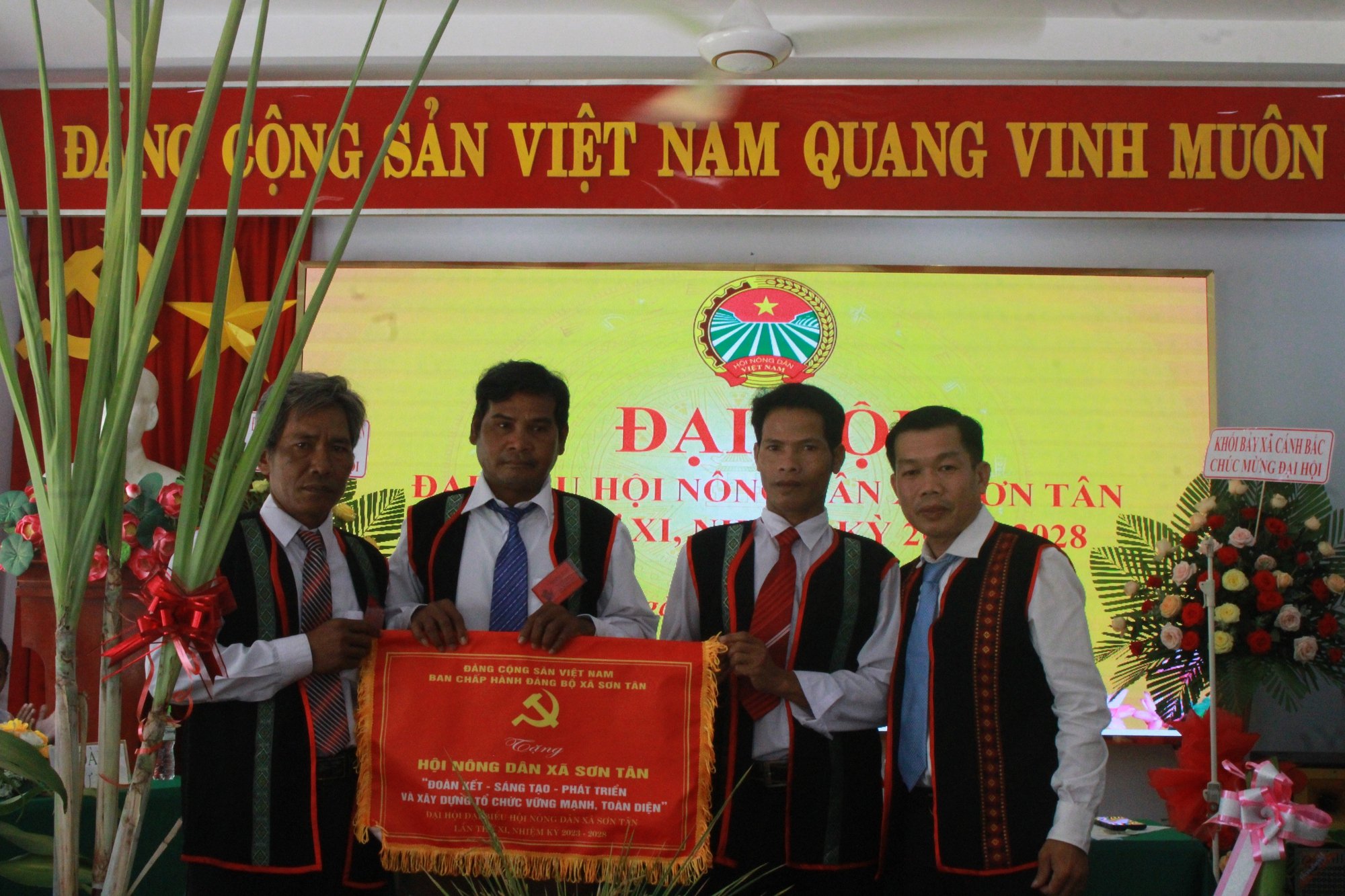 Khánh Hòa: 125 cơ sở Hội Nông dân đã hoàn thành Đại hội - Ảnh 2.