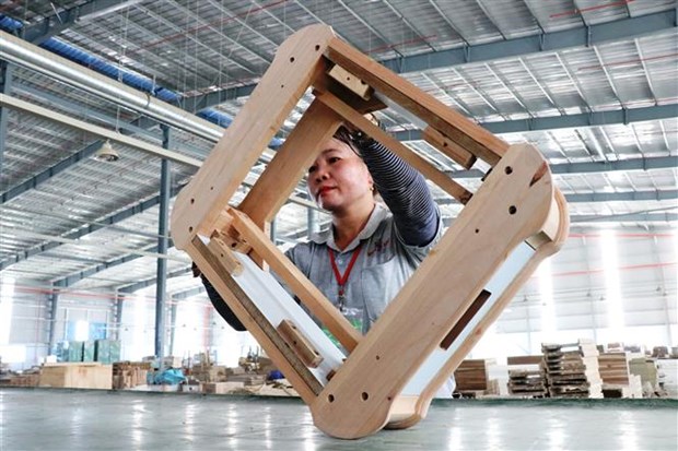 Thủ tướng làm việc với 2 Hiệp hội, tháo gỡ khó khăn lĩnh vực xuất khẩu lâm sản, thủy sản - Ảnh 3.