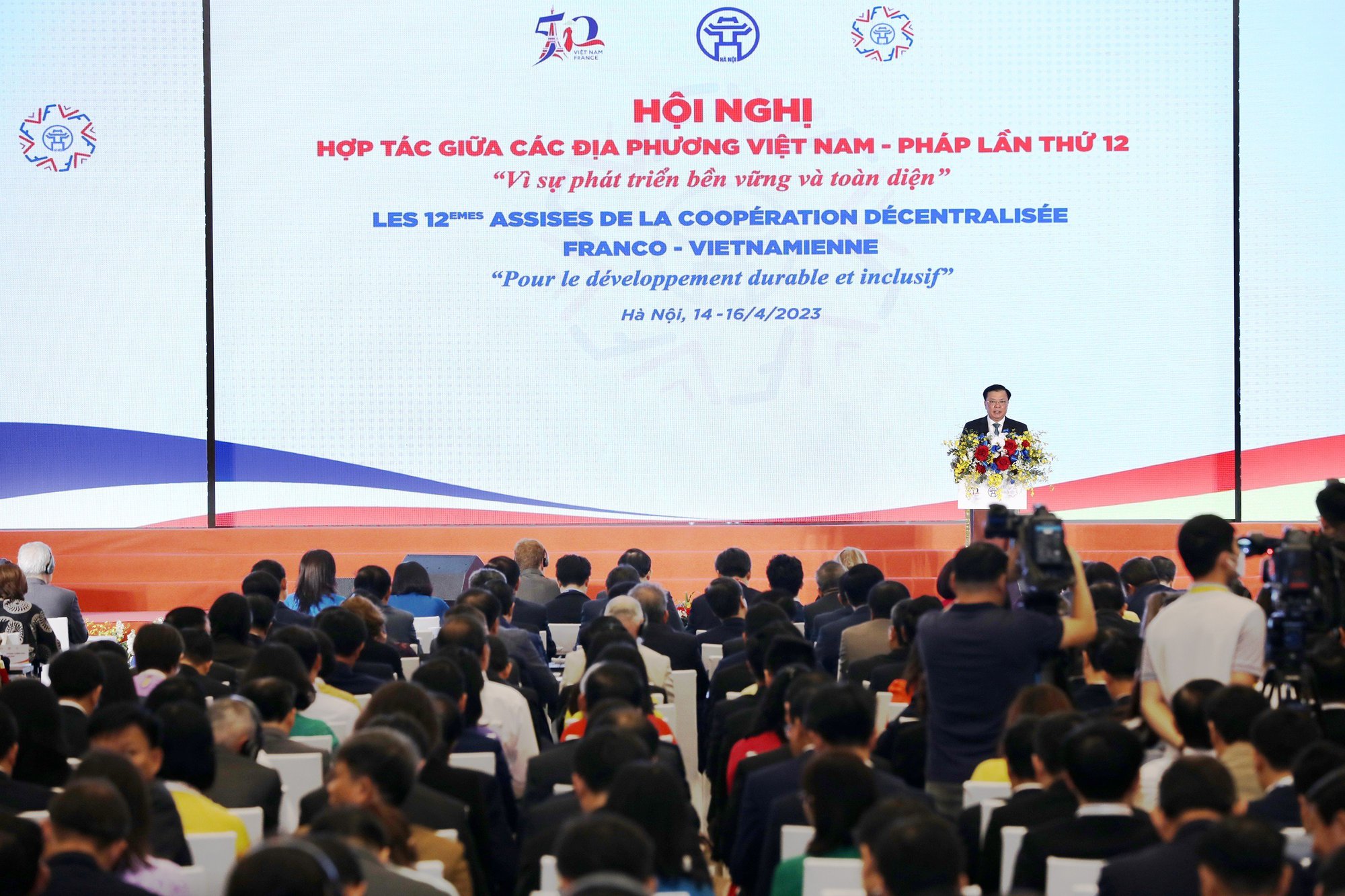 Hội nghị hợp tác giữa các địa phương Việt Nam - Pháp, lần thứ 12 chính thức khai mạc - Ảnh 3.