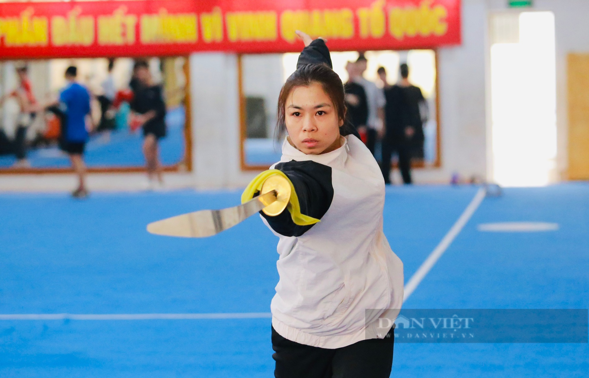Nữ võ sĩ wushu tiết lộ kế hoạch thành... thạc sĩ sau SEA Games 32 - Ảnh 3.