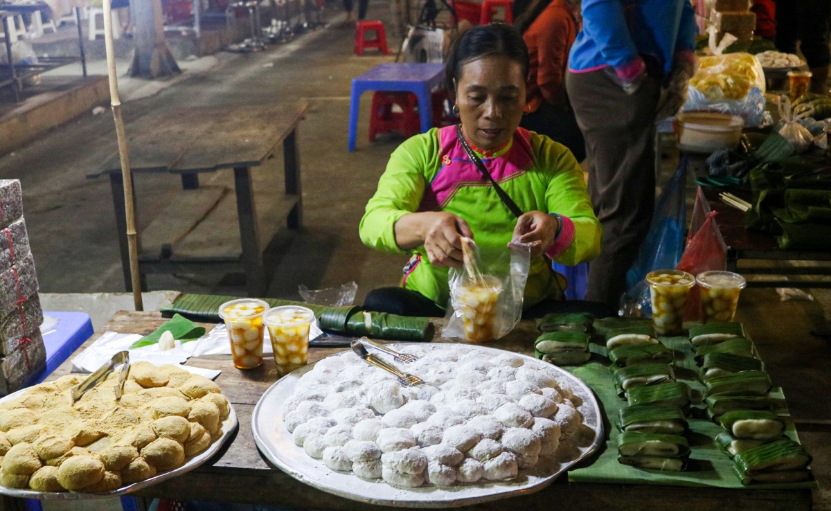 Chợ San Thàng - bức tranh văn hóa rực rỡ của Lai Châu - Ảnh 5.