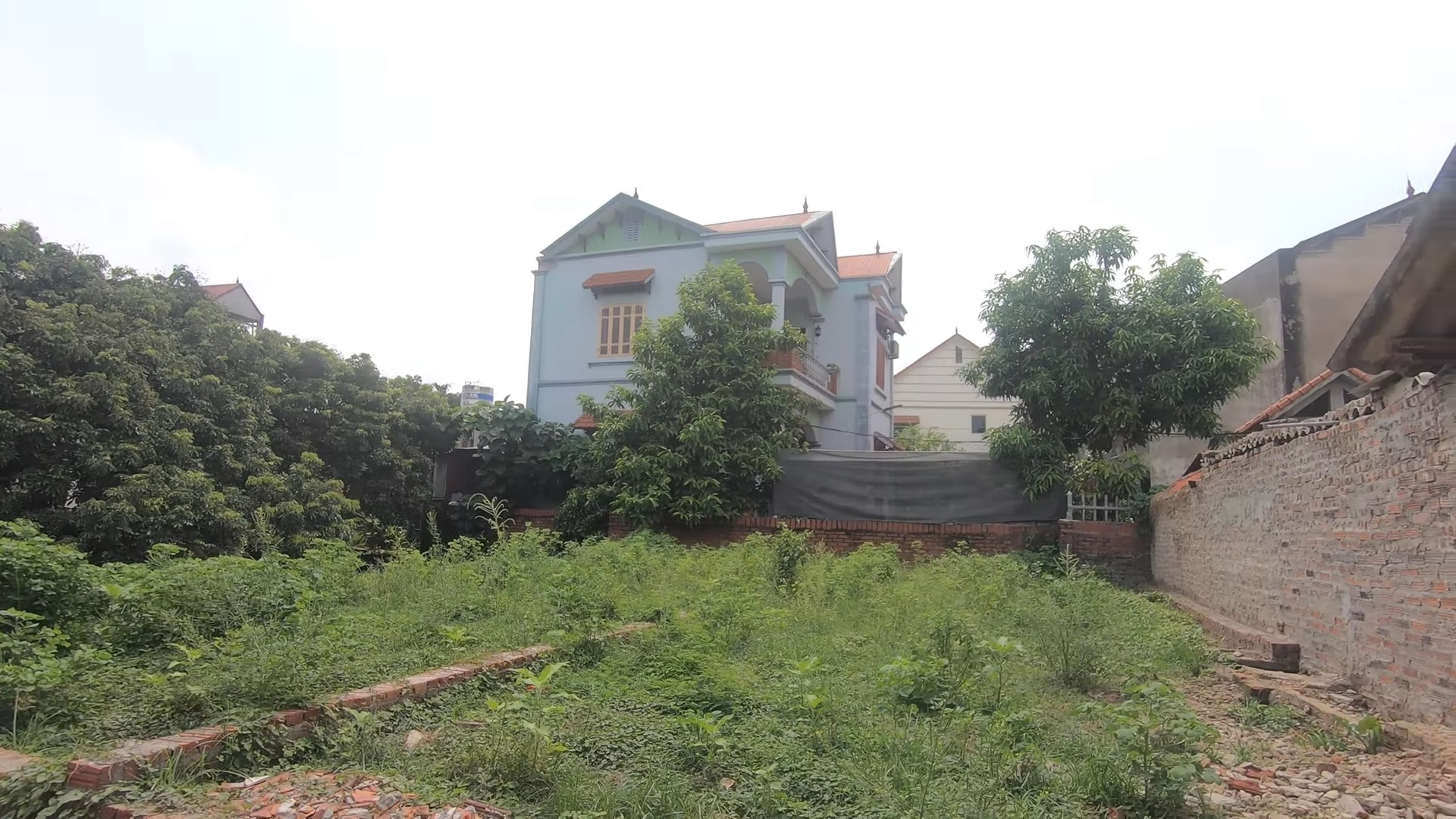 Vùng ven Hà Nội đấu giá đất lại 29 thửa đất “ế hàng”, giá khởi điểm vẫn không giảm - Ảnh 1.
