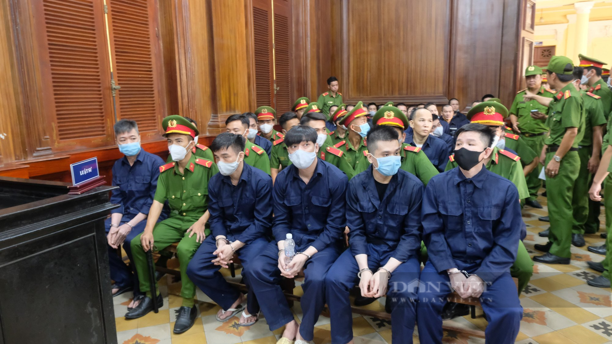 Bị cáo chủ mưu vụ sới bạc “khủng” ở TP.HCM lãnh 10 năm tù - Ảnh 2.