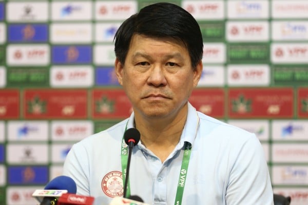 4 ghế HLV tại V.League 2023 lung lay, gồm những ai? - Ảnh 3.