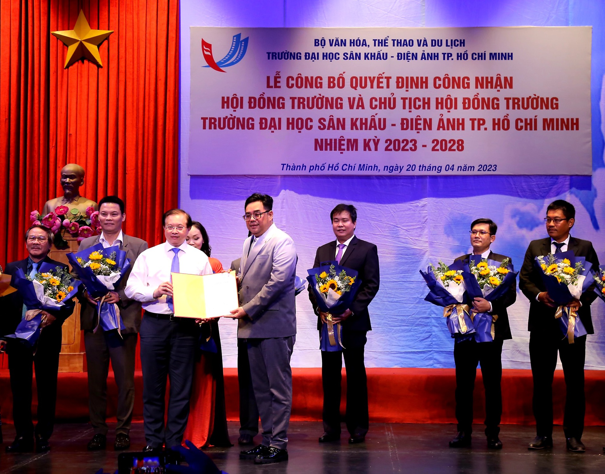 Sau nhiều lùm xùm, &quot;bất ổn&quot;, Trường ĐH Sân khấu Điện ảnh TP.HCM cũng đã có Hội đồng trường - Ảnh 1.