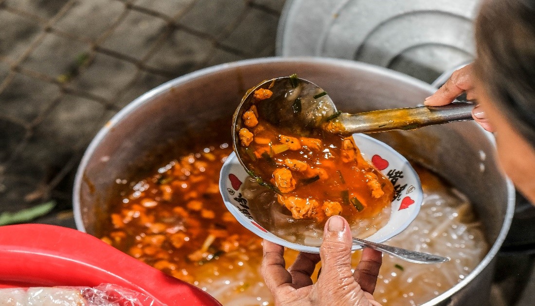 Kể chuyện làng: &quot;Bánh canh Nam Phổ - Đậm đà hương vị Huế xưa&quot; - Ảnh 2.