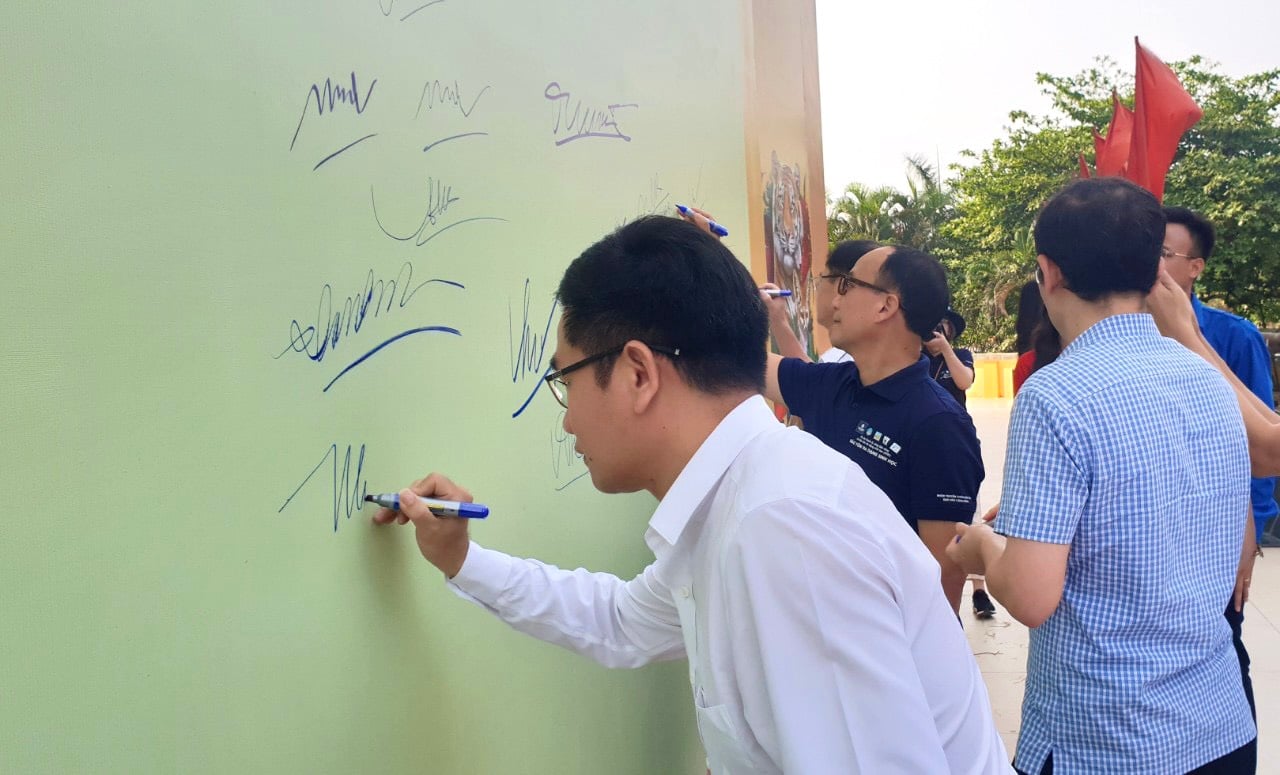 Quảng Bình kêu gọi chung tay bảo tồn động, thực vật hoang dã - Ảnh 2.