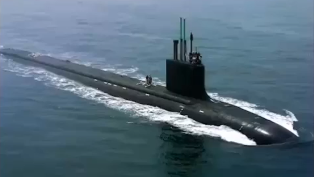 Iran &quot;bắt sống&quot; tàu ngầm chiến lược đáng sợ nhất của Mỹ - Ảnh 7.