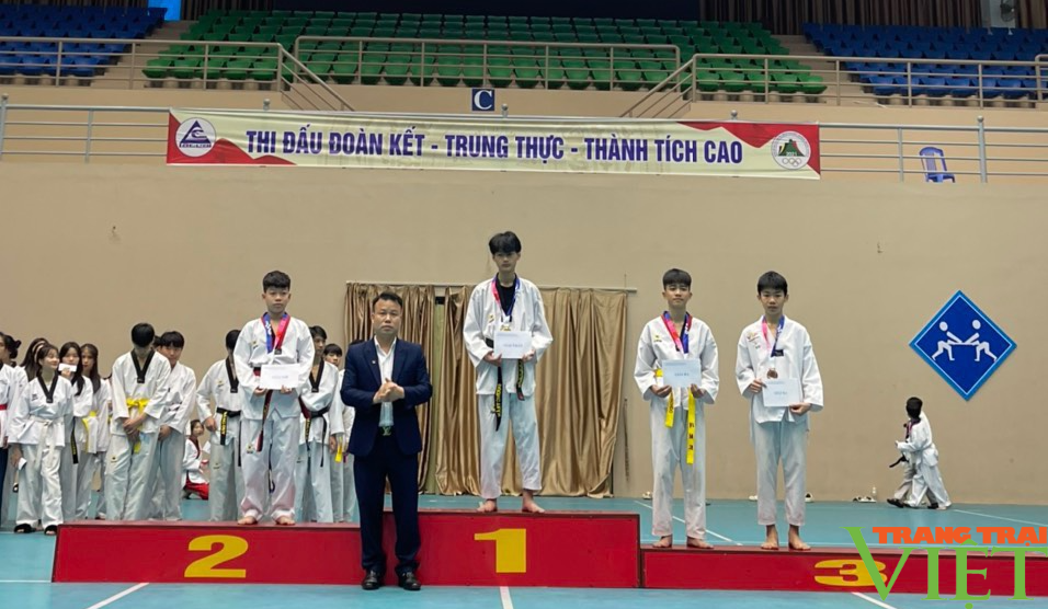  Tài năng trẻ môn Taekwondo ở Sa Pa - Ảnh 1.