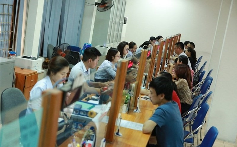 Quyết định nghỉ hưu đối với công chức cấp huyện - Ảnh 1.