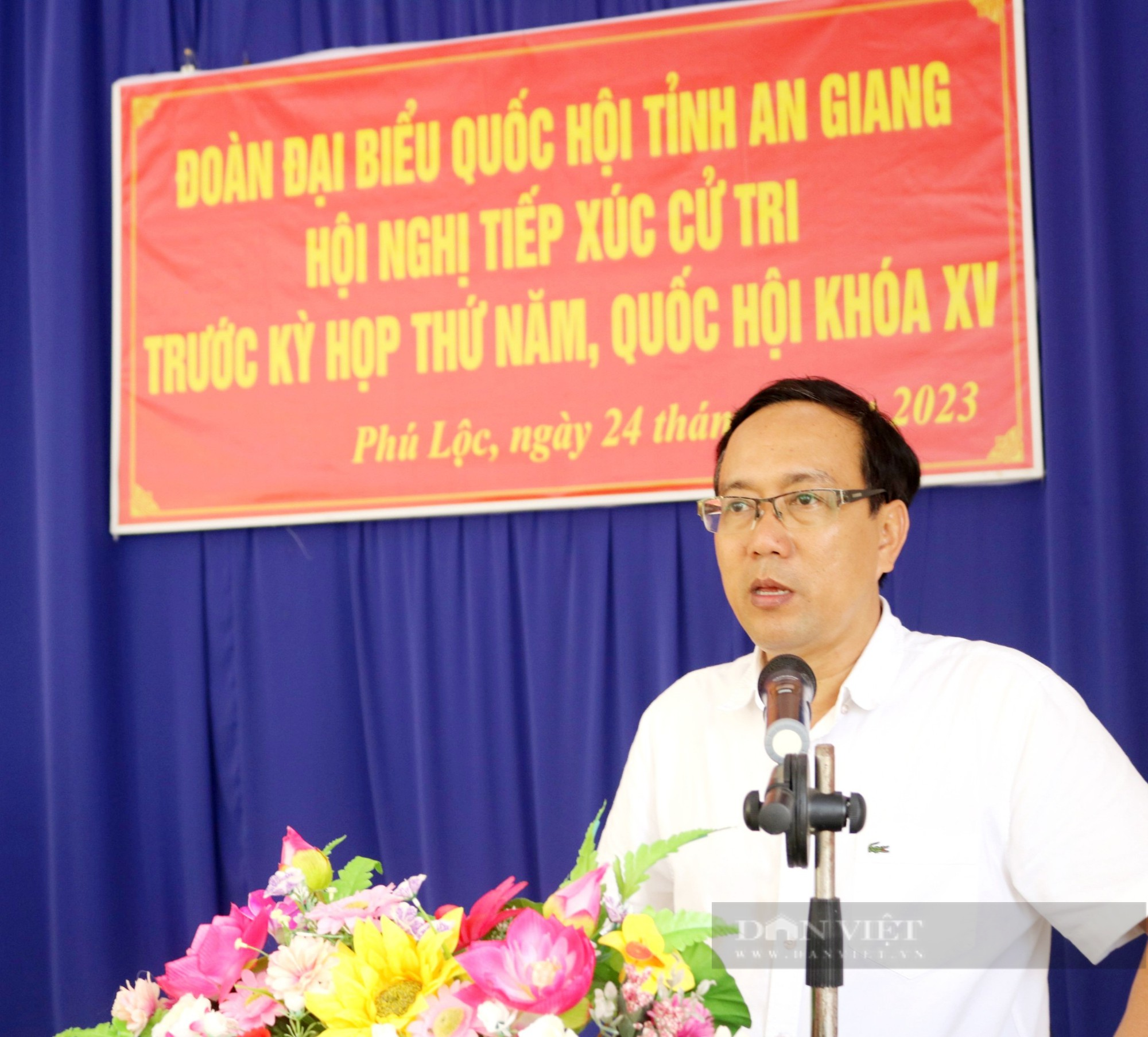 Đoàn đại biểu Quốc hội tỉnh An Giang tiếp xúc cử tri trước kỳ họp thứ năm tại TX.Tân Châu - Ảnh 6.