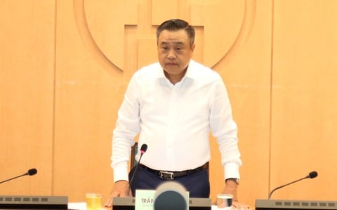 Chủ tịch Hà Nội yêu cầu điều tra rõ vụ 1 thanh niên ở Đan Phượng bị chém trọng thương - Ảnh 1.