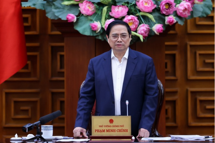 Thủ tướng yêu cầu sớm hoàn thiện phương án giảm 2% thuế VAT, giảm tiền thuê đất - Ảnh 1.
