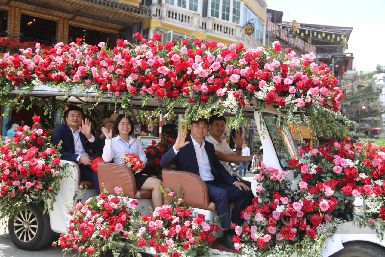 Sa Pa: Xứ sở của tình yêu năm 2023 - Ảnh 1.