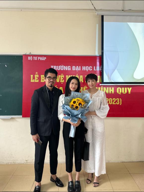 Không được dự SEA Games 32, Đoàn Văn Hậu làm điều đặc biệt với Doãn Hải My - Ảnh 4.