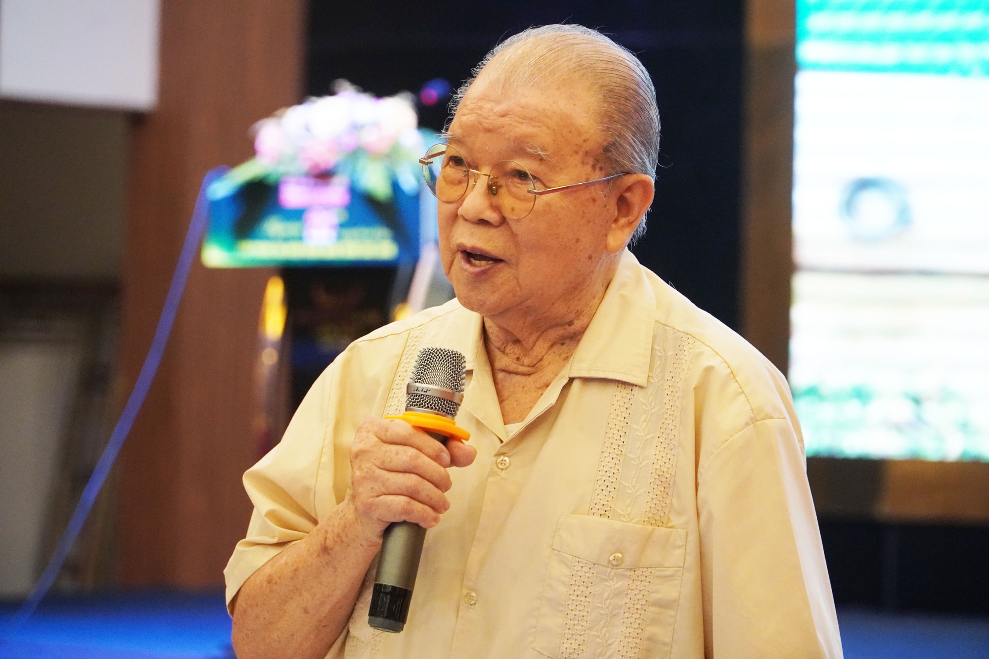 Bộ trưởng Lê Minh Hoan: Nông dân tư duy mùa vụ, doanh nghiệp tư duy thương vụ, chính quyền thì tư duy nhiệm kỳ - Ảnh 2.