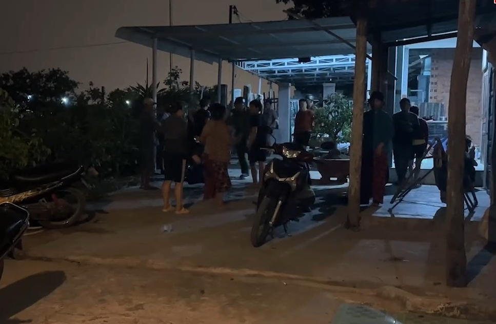 Đau lòng khi em trai đâm anh ruột tử vong vì hát karaoke quá lớn - Ảnh 1.