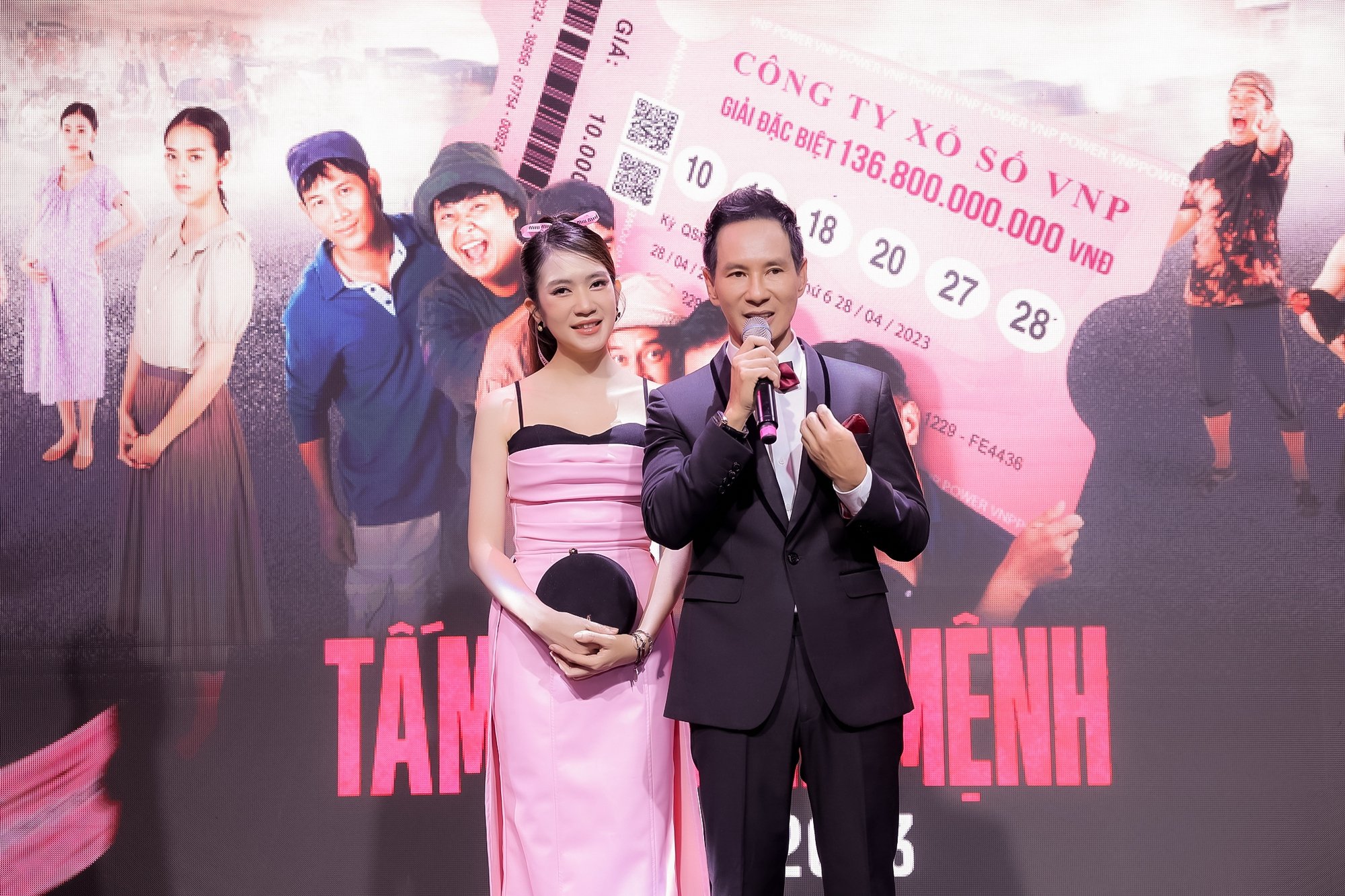 Minh Hà: &quot;Trong gia đình không thể có 2 người cùng tiến mà có hạnh phúc&quot; - Ảnh 2.