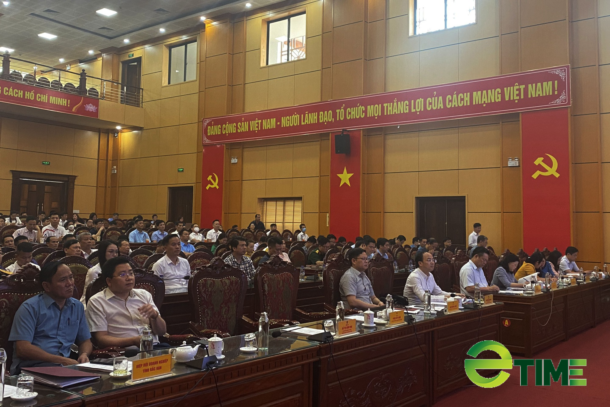 Bắc Kạn công bố kết quả khảo sát chỉ số DDCI năm 2022 - Ảnh 1. Bắc Kạn công bố kết quả khảo sát chỉ số DDCI năm 2022 - Ảnh 1.