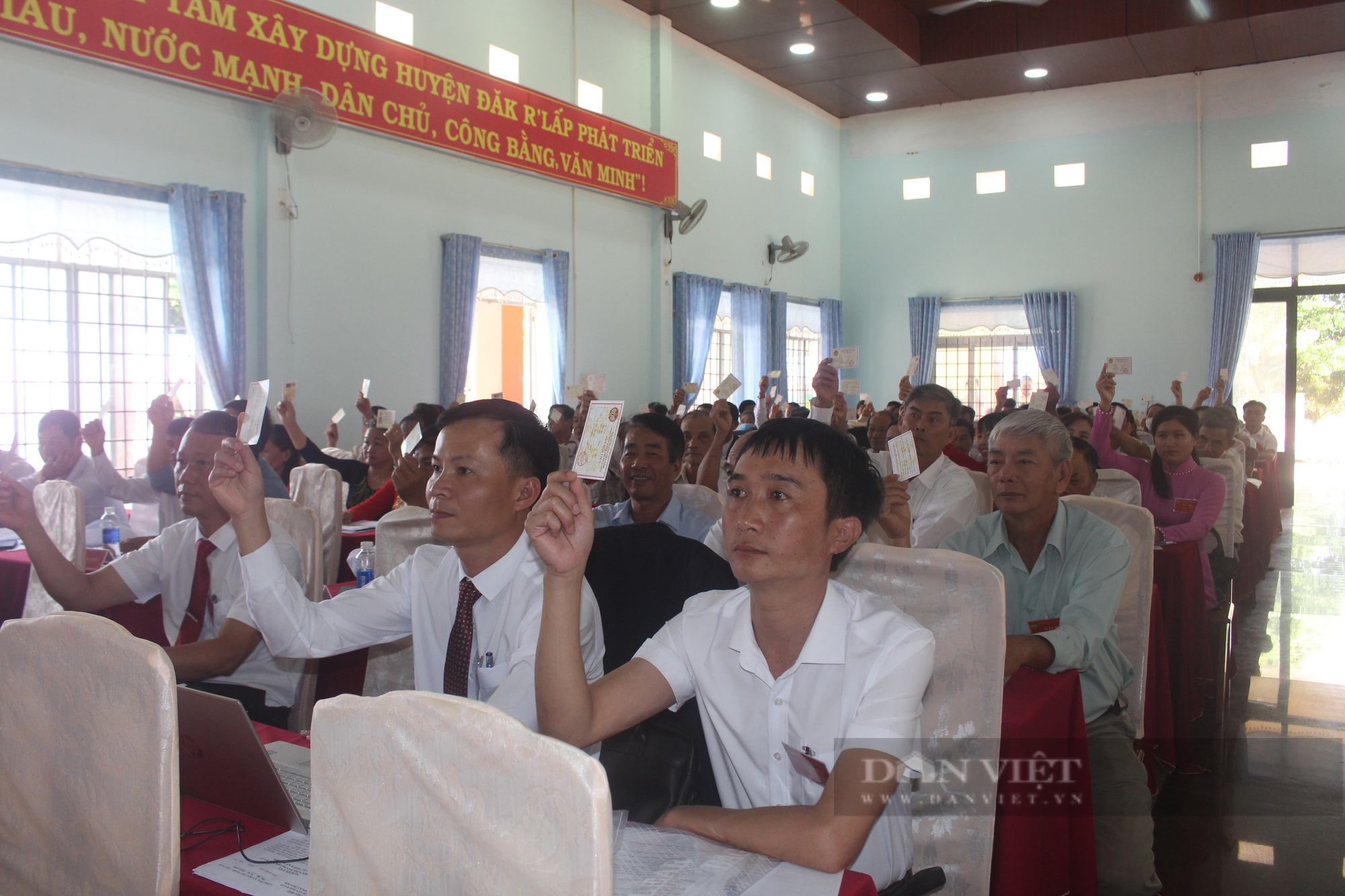 Đại hội Hội nông dân huyện Đắk R'lấp: Nông dân đóng góp hơn 125 tỷ đồng phát triển hạ tầng cơ sở nông thôn - Ảnh 1.