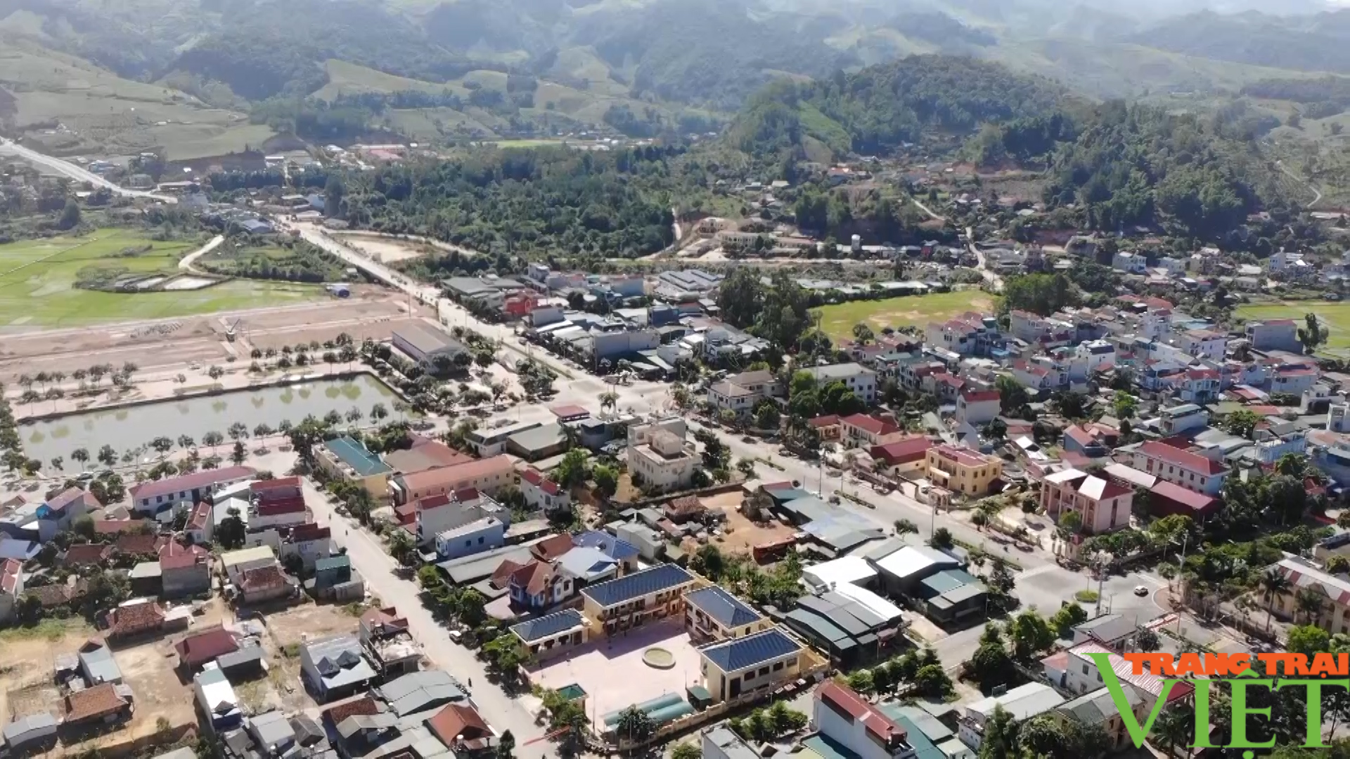 Đổi thay nơi vùng biên giới Sốp Cộp - Ảnh 1. Đổi thay nơi vùng biên giới Sốp Cộp - Ảnh 1.
