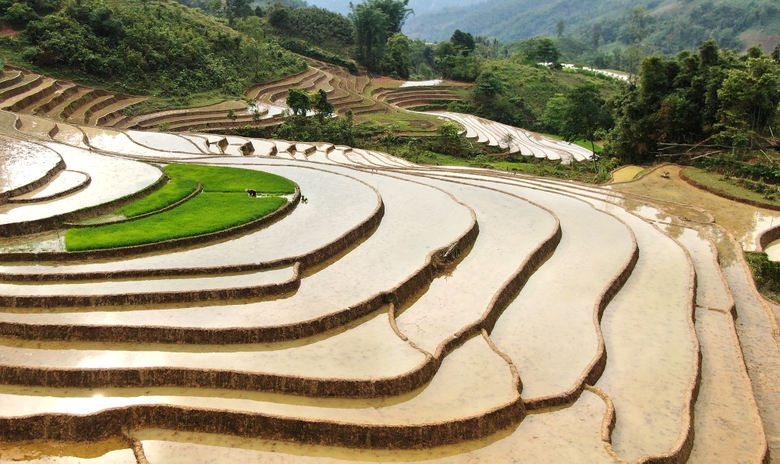  Lấp lánh Sa Pa mùa nước đổ - Ảnh 2.