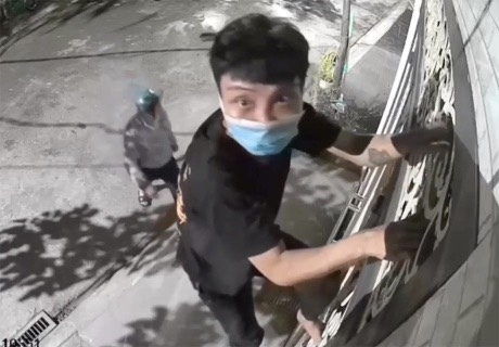 Cảnh sát  đề nghị người dân không chia sẻ hành trình lên mạng để tránh trộm cắp tài sản - Ảnh 1.