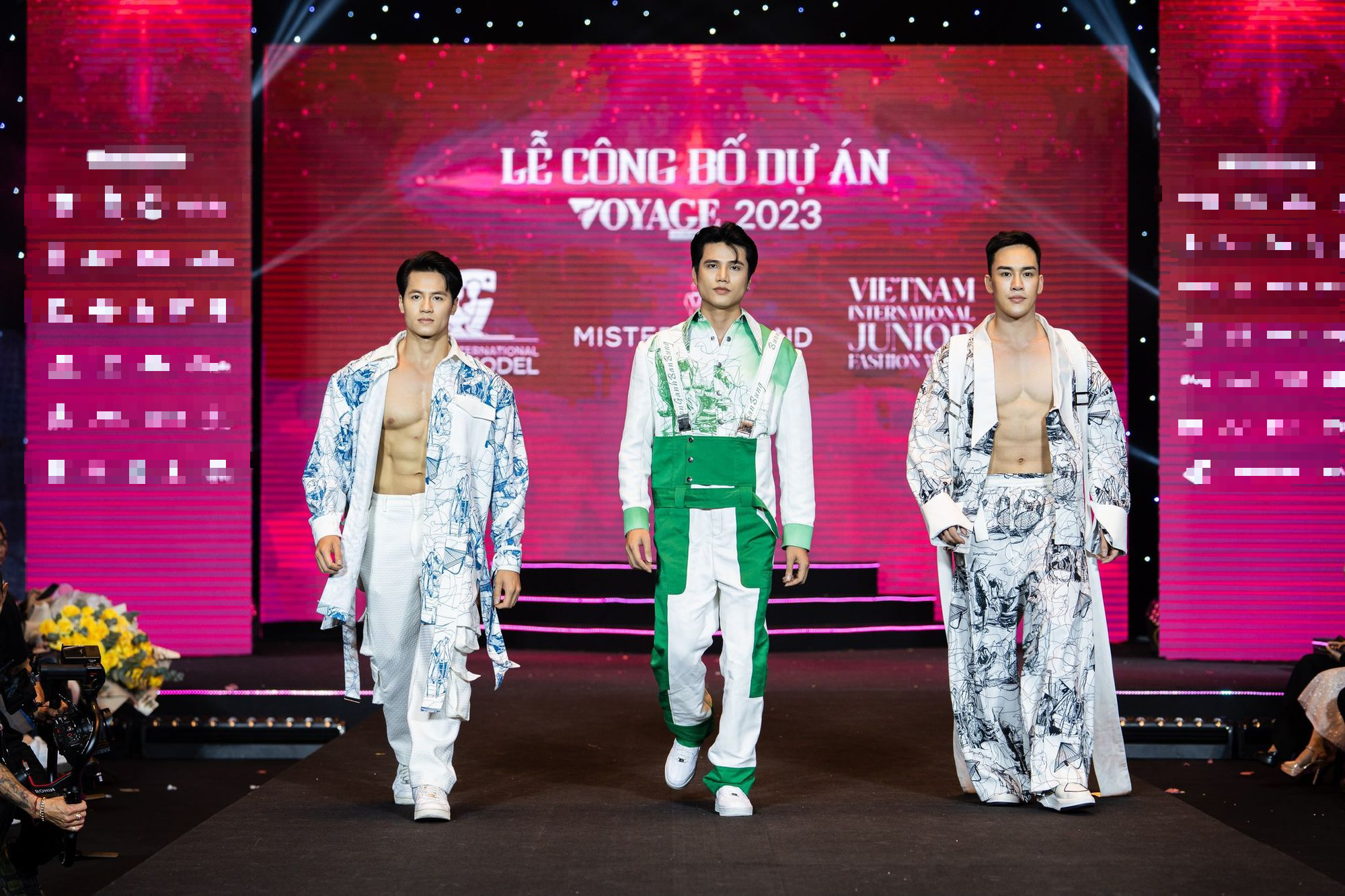 5 nam vương quốc tế khoe ngực trần khiến chị em “mắt tròn, mắt dẹt” - Ảnh 1.