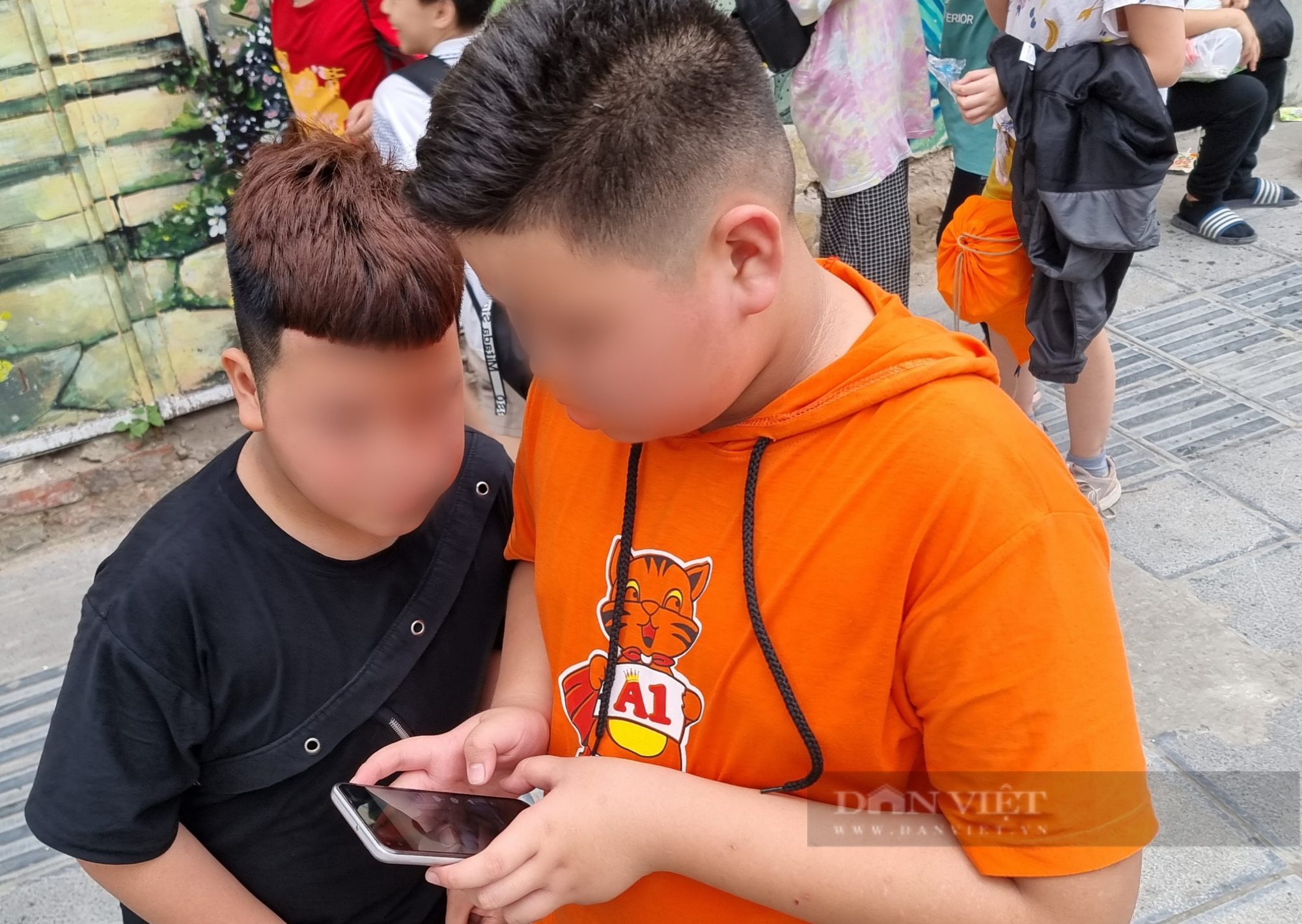 TikTok đang ảnh hưởng như thế nào đến bộ phận giới trẻ sau việc Bộ TTTT sắp thanh tra toàn diện?  - Ảnh 1.