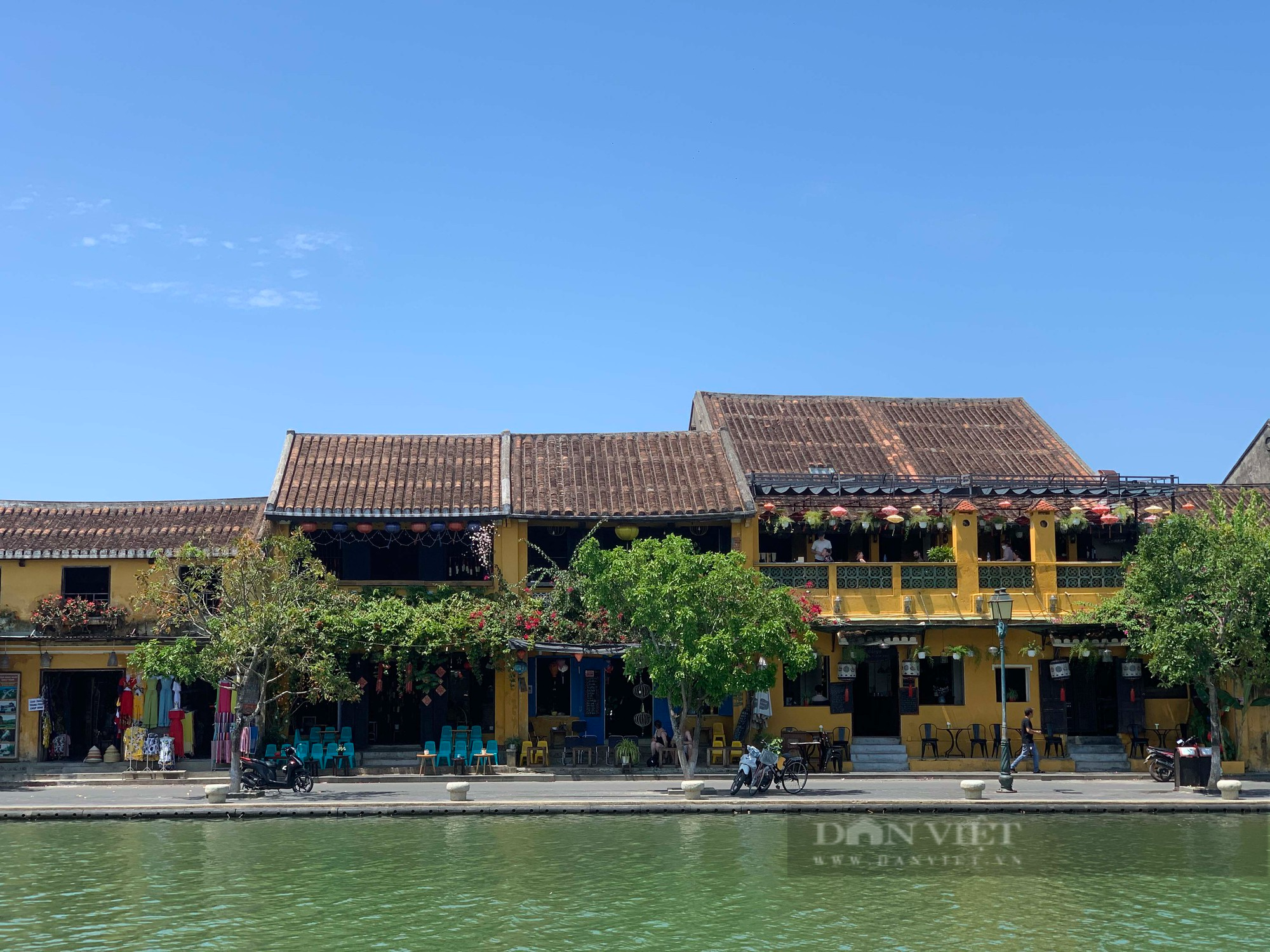Yêu cầu tất cả du khách phải mua vé vào phố cổ Hội An là hành động tận thu, phản cảm - Ảnh 1.
