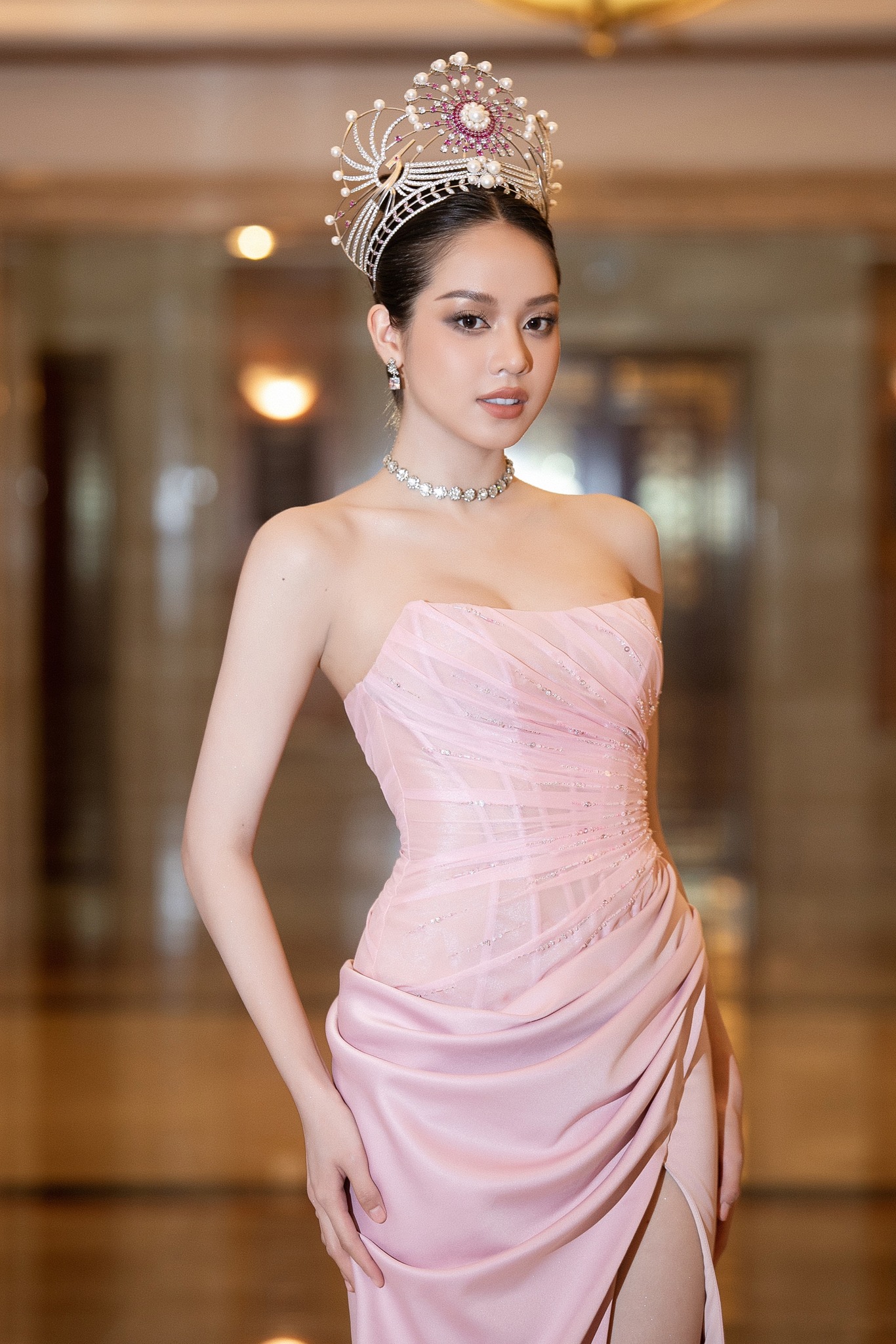 Nhan sắc đời thường của Hoa hậu Thanh Thủy giờ ra sao sau khi công khai &quot;dao kéo&quot; gây xôn xao? - Ảnh 10.