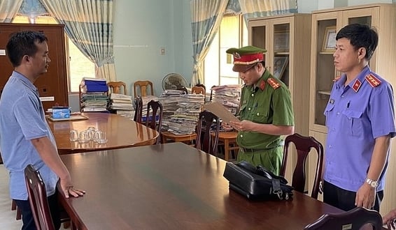 Khởi tố, bắt tạm giam thêm một cán bộ Quản lý thị trường ở Bình Thuận về hành vi nhận hối lộ  - Ảnh 1.